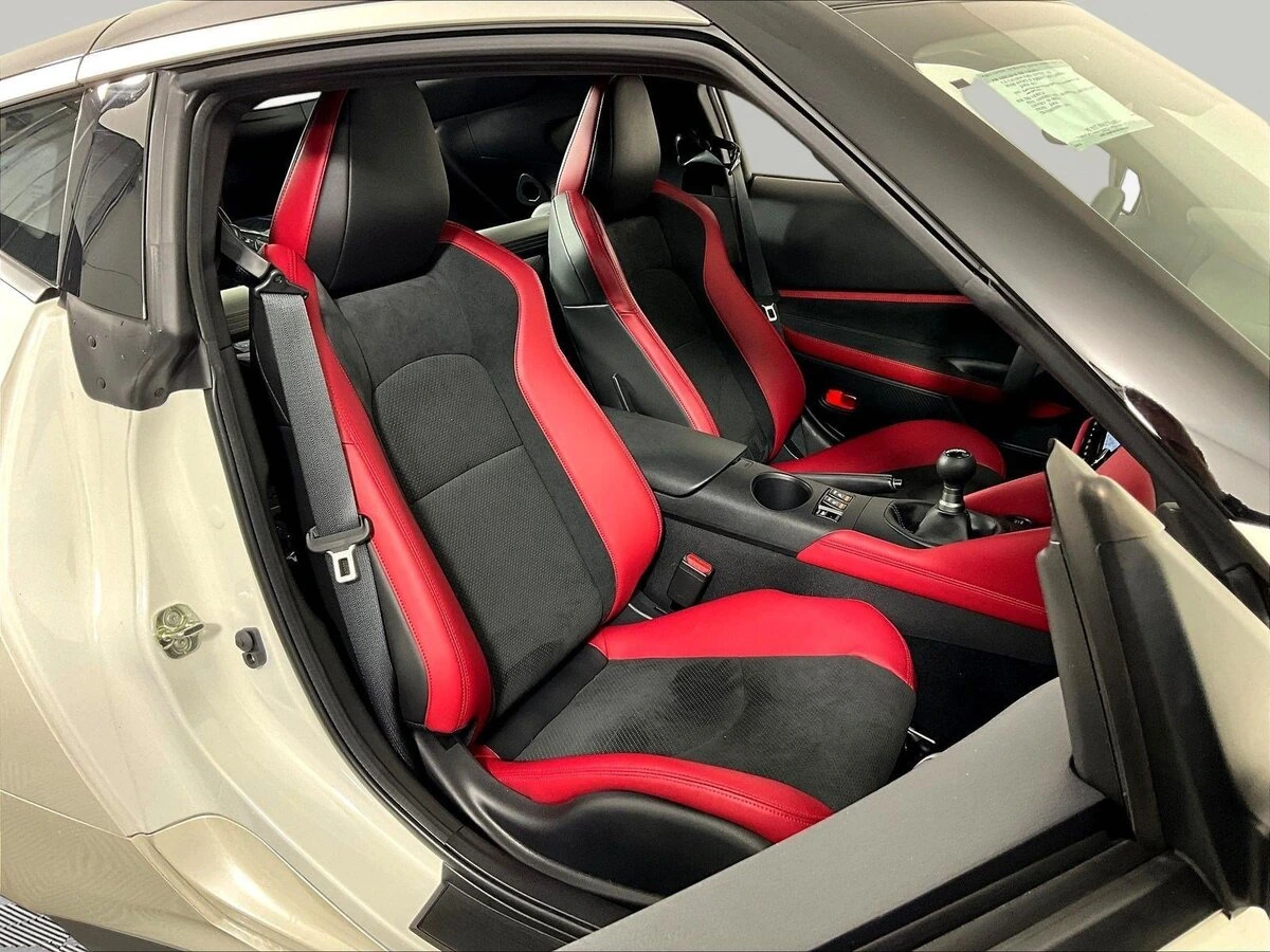 2026 Nissan Z Performance - Photo 15