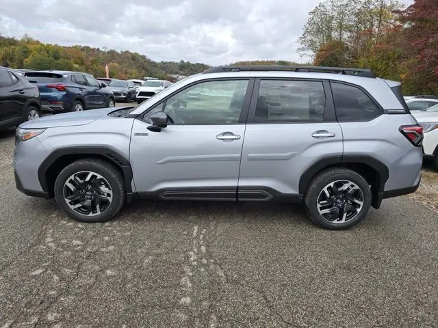 2025 Subaru Forester Limited photo 2