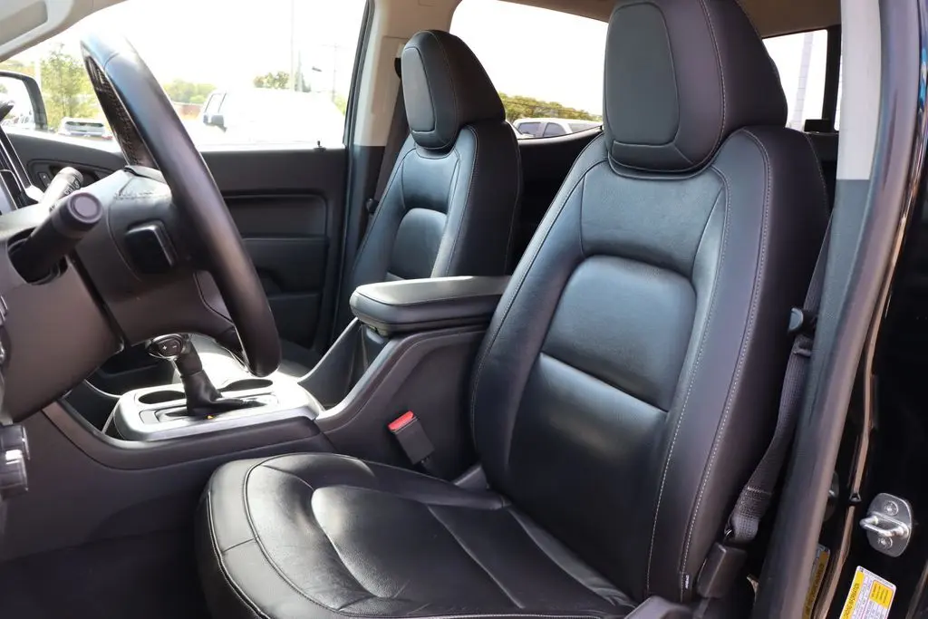 2019 Chevrolet Colorado LT photo 10