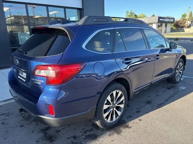 2017 Subaru Outback Limited photo 6
