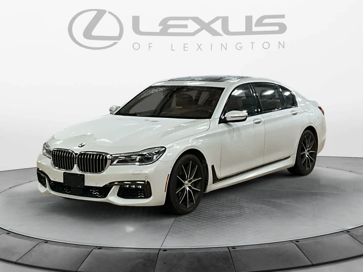 2017 BMW 7 Series 750i