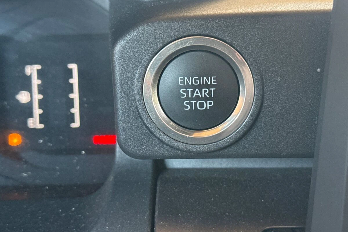 2025 Toyota 4Runner SR5 - Photo 22