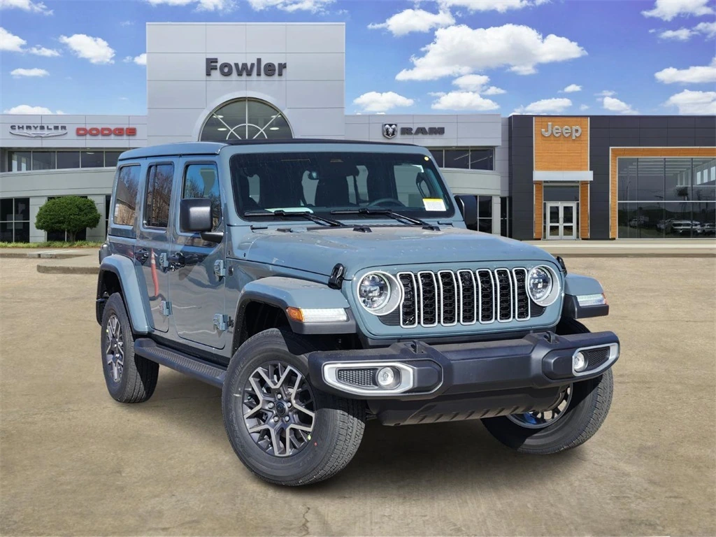 2026 Jeep Wrangler 4-Door Sahara's photo