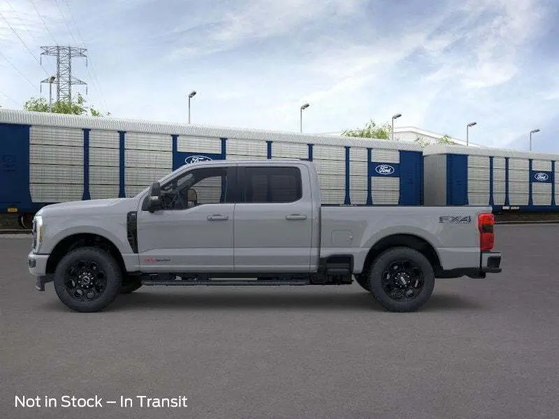 2026 Ford F-350 photo 2