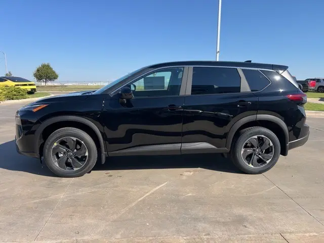2026 Nissan Rogue SV photo 2