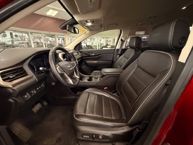 2023 GMC Acadia Denali - Photo 29