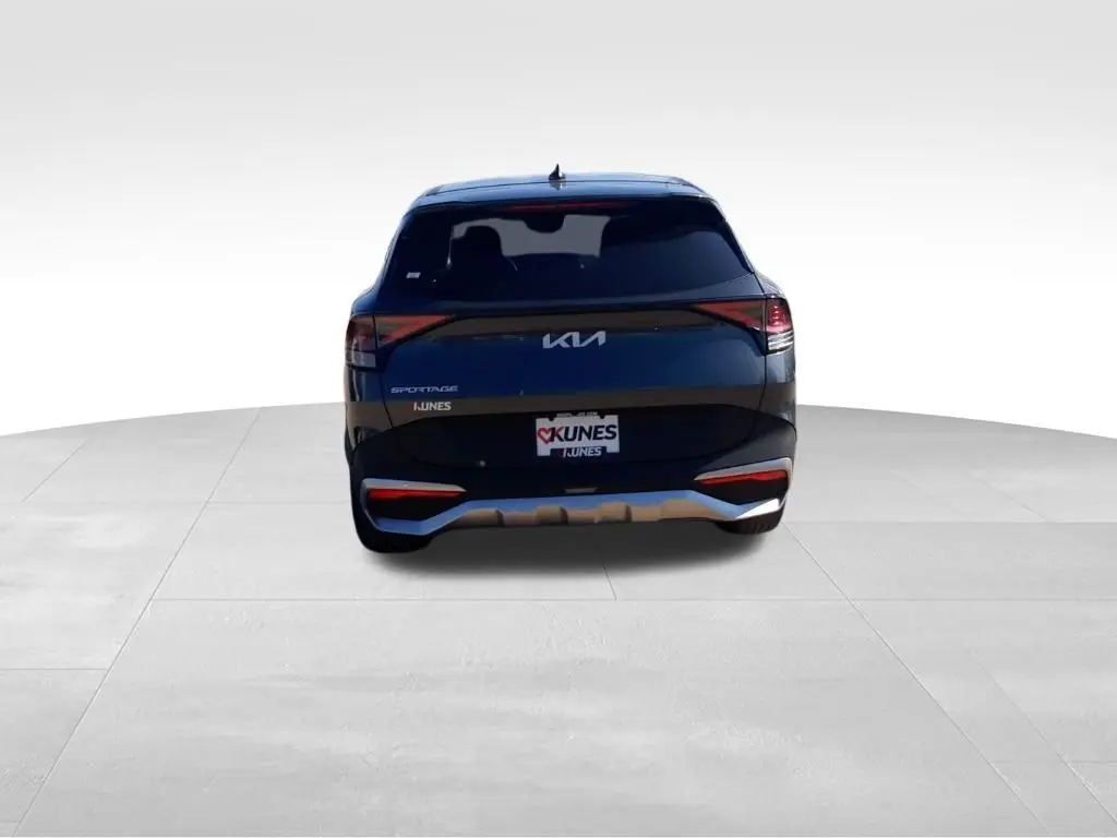2024 Kia Sportage LX photo 6