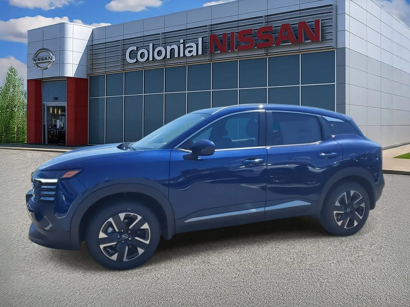 2025 Nissan Kicks SV photo 2