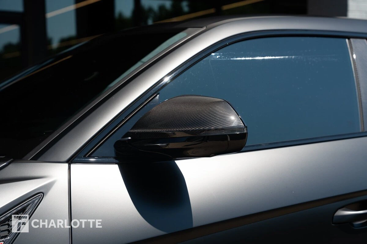 2023 Lamborghini Urus Performante - Photo 11