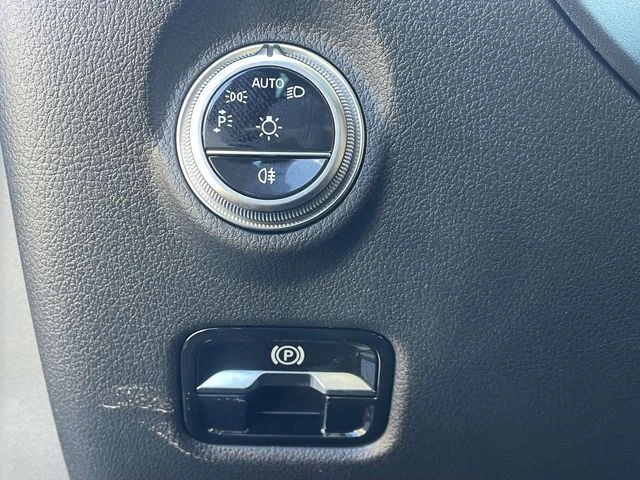 2026 Mercedes-Benz C-Class Sedan C 300 - Photo 19