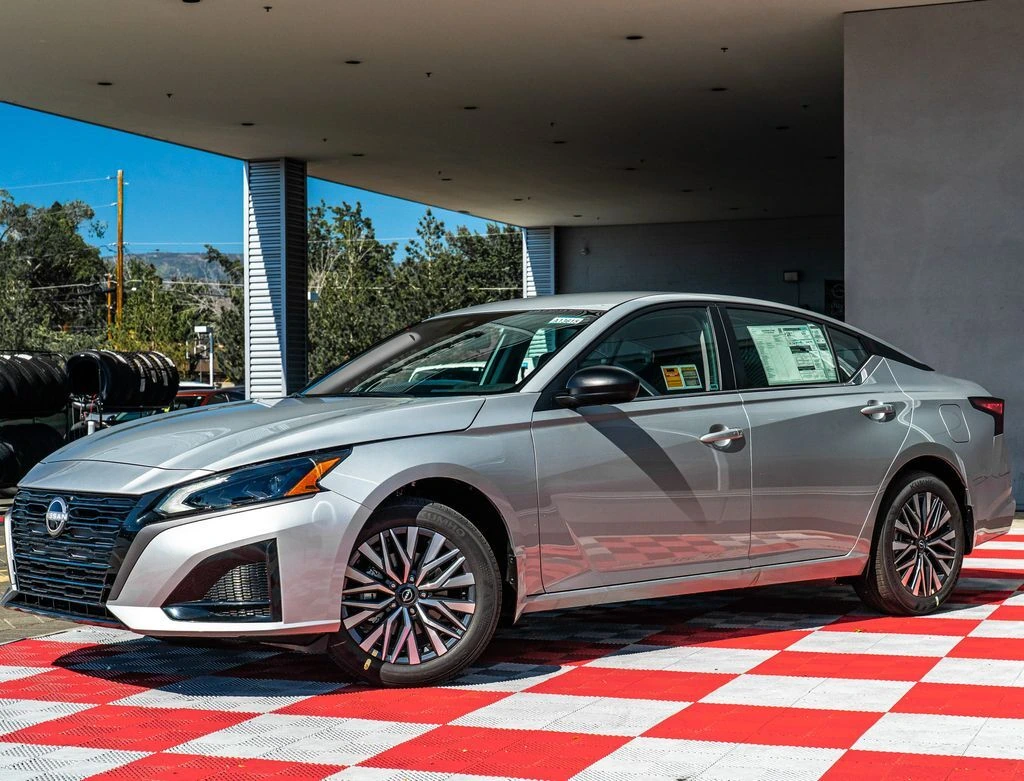 2026 Nissan Altima 2.5 SV AWD's photo