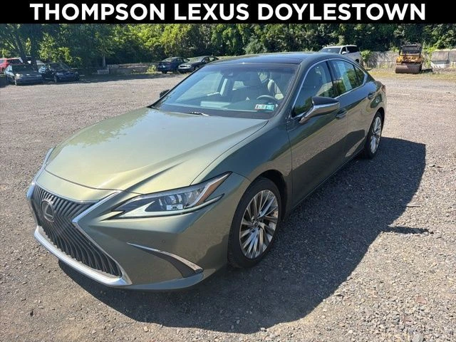 2019 Lexus ES 350 350 Luxury's photo