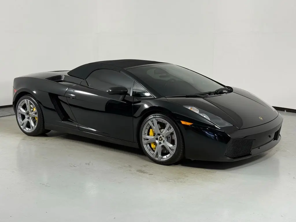 2006 Lamborghini Gallardo Base photo 2