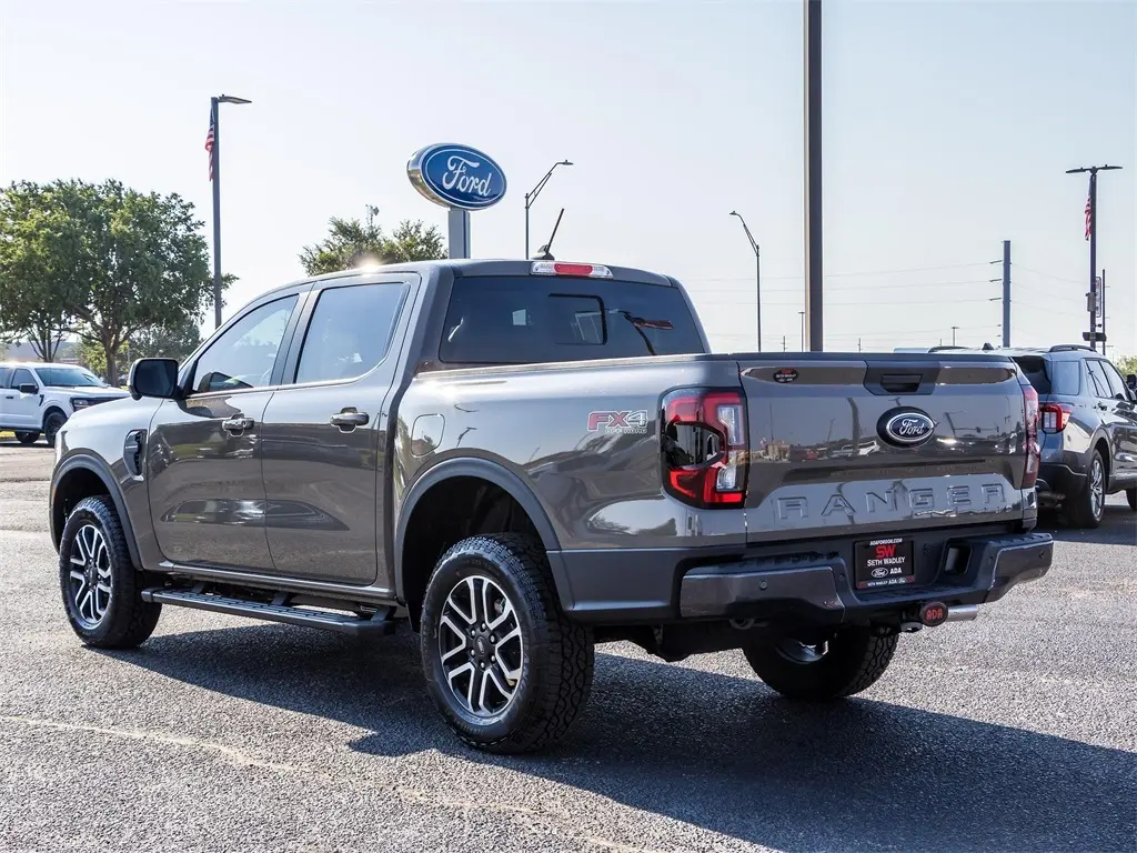 2025 Ford Ranger Lariat photo 10