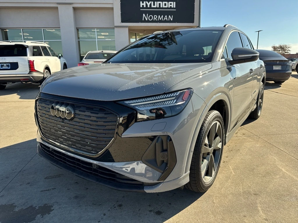 2023 Audi Q4 e-tron 55 Prestige's photo