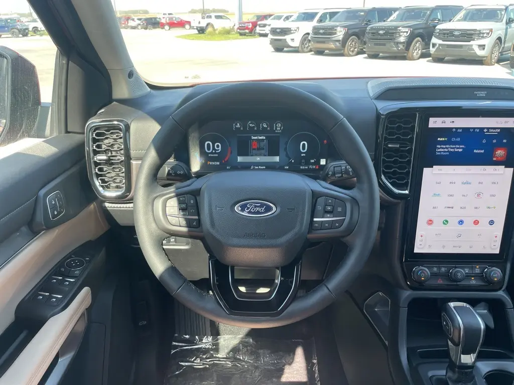 2025 Ford Ranger Lariat photo 14