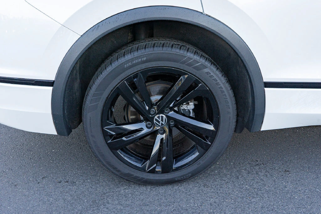 2023 Volkswagen Tiguan SE R-LINE BLACK - Photo 30