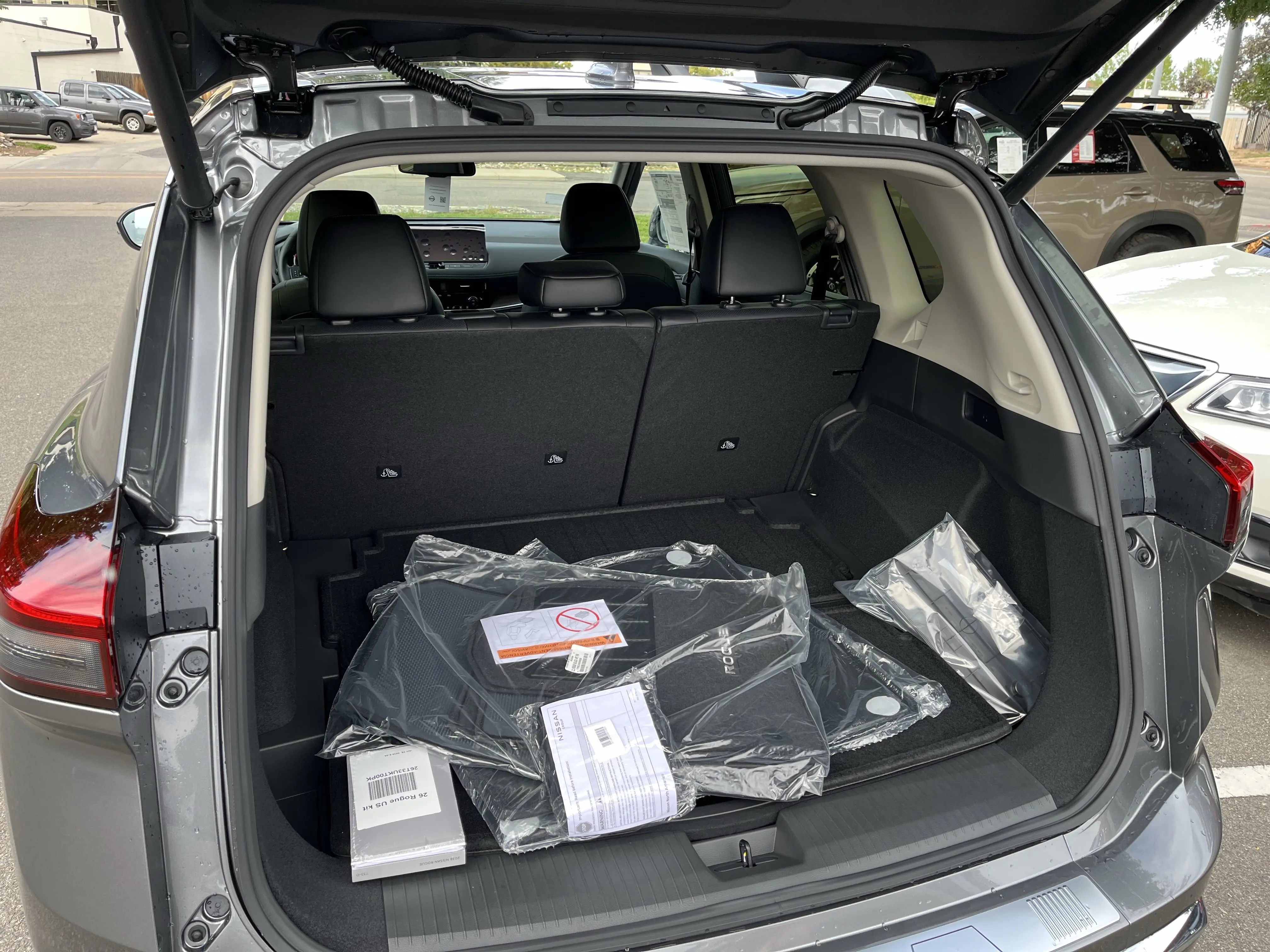 2026 Nissan Rogue Platinum photo 24