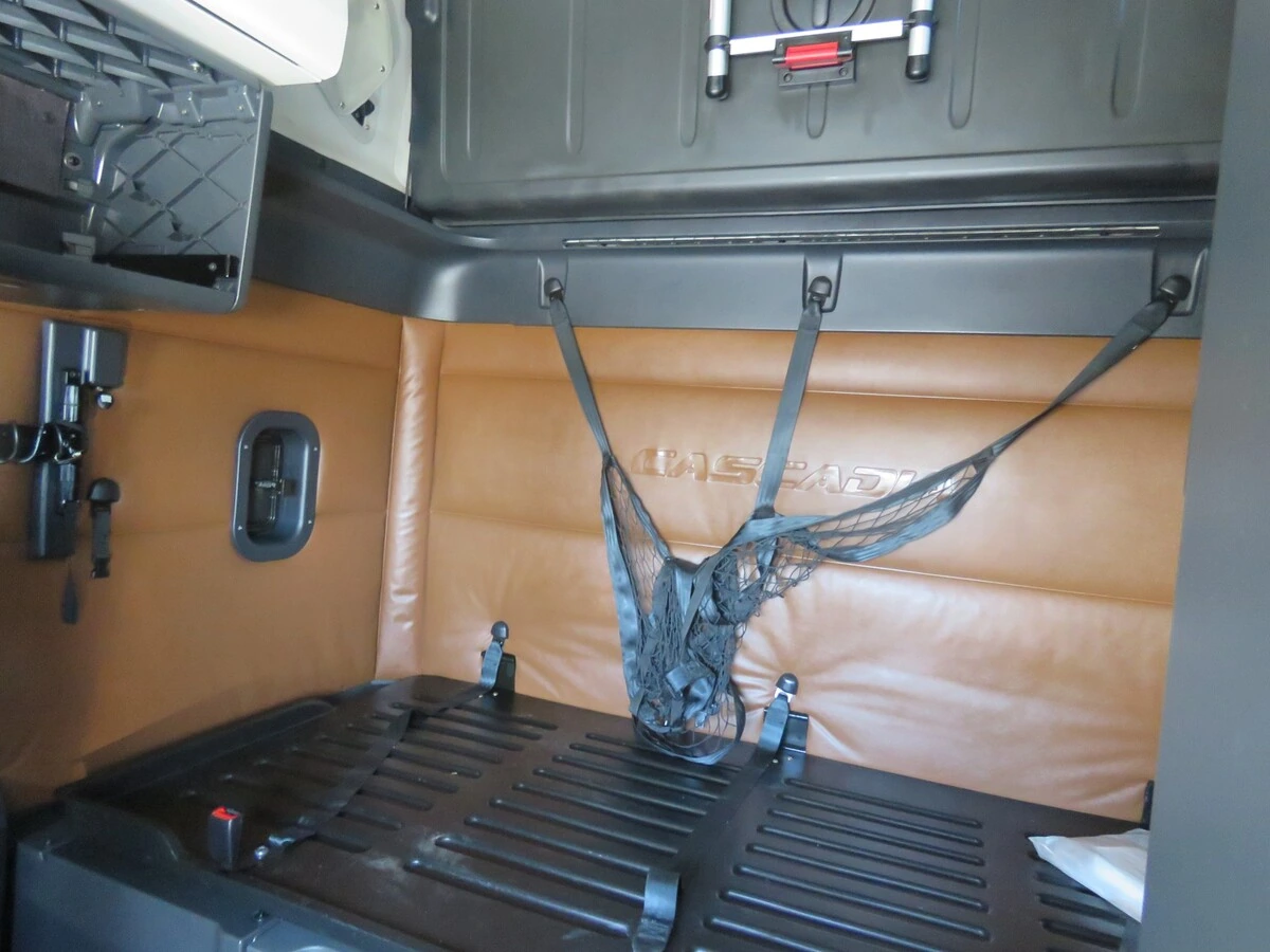 2022 Freightliner Cascadia - image 16