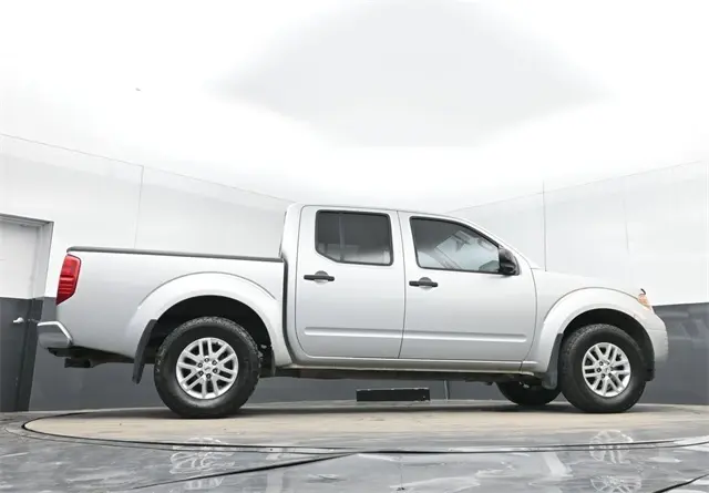 2016 Nissan Frontier SV photo 37