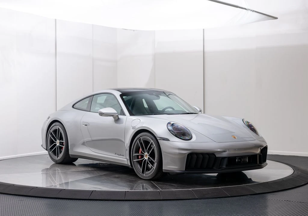 2025 Porsche 911 GTS - Photo 7