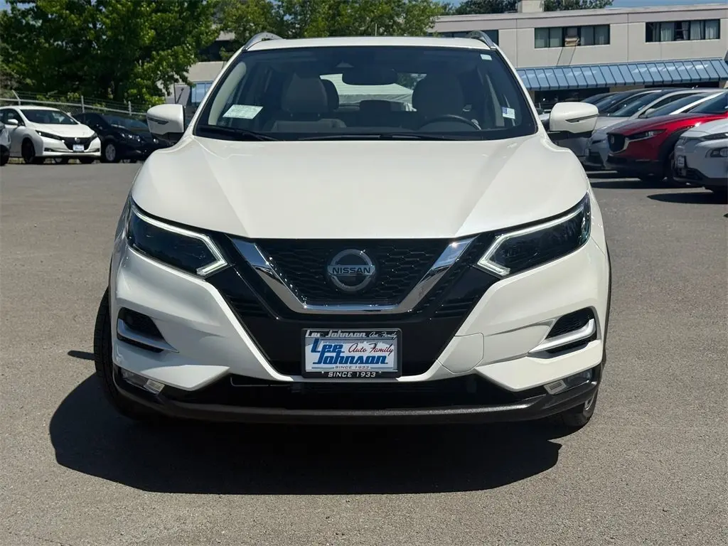 Used 2022 Nissan Rogue Sport SL with VIN JN1BJ1CW4NW499310 for sale in Kirkland, WA