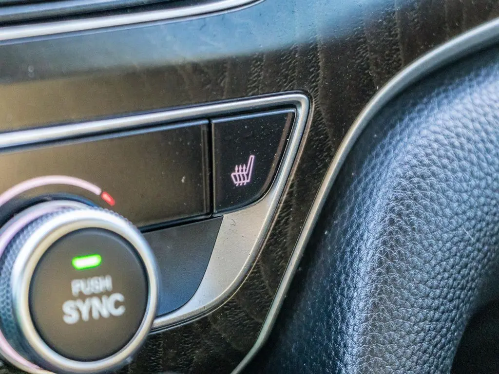2019 Honda Accord EX photo 30