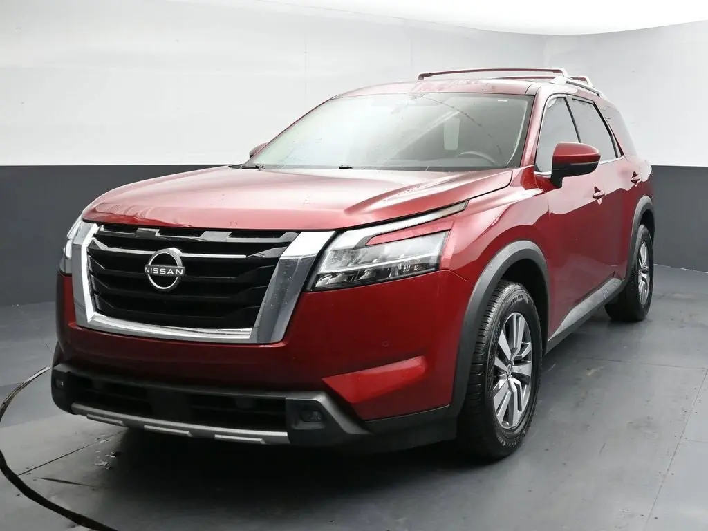 2023 Nissan Pathfinder SL photo 4