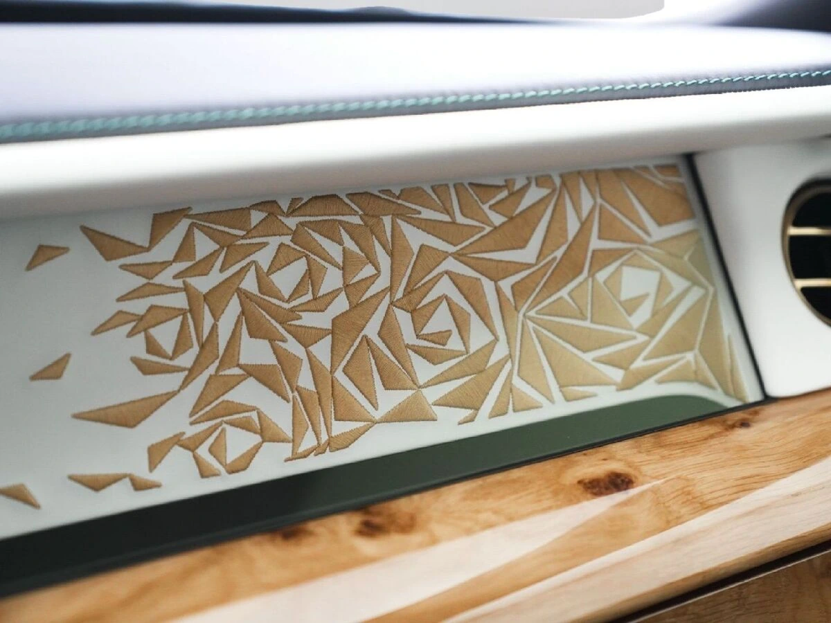 2026 Rolls-Royce Phantom Base - Photo 23