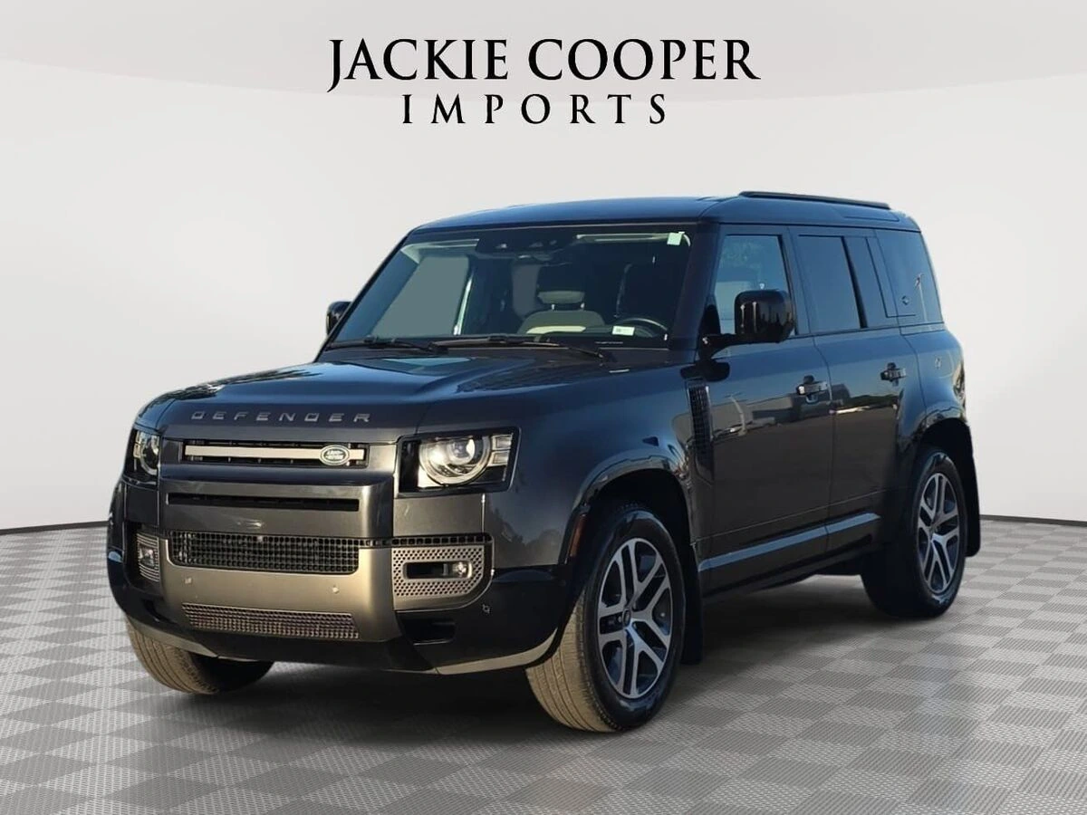 2024 Land Rover Defender 110 X-Dynamic SE P400's photo