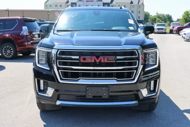 2021 Gmc Yukon XL SLT photo 2