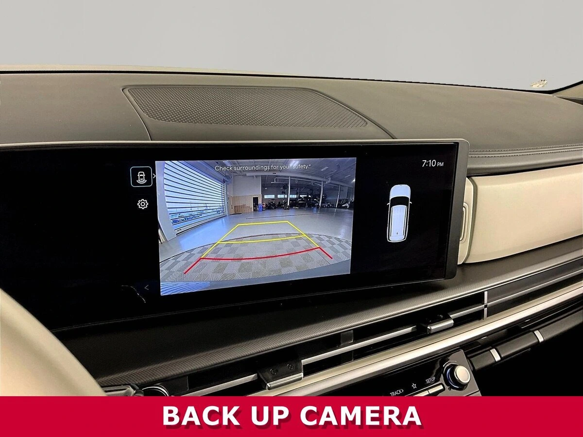 2025 Hyundai Santa Fe SE - Photo 13