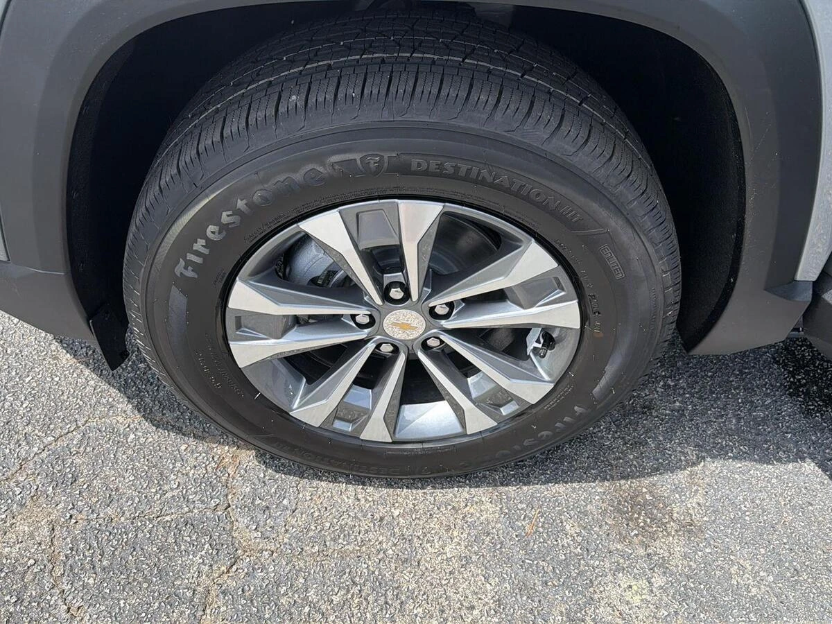 2026 Chevrolet Equinox LT - Photo 34