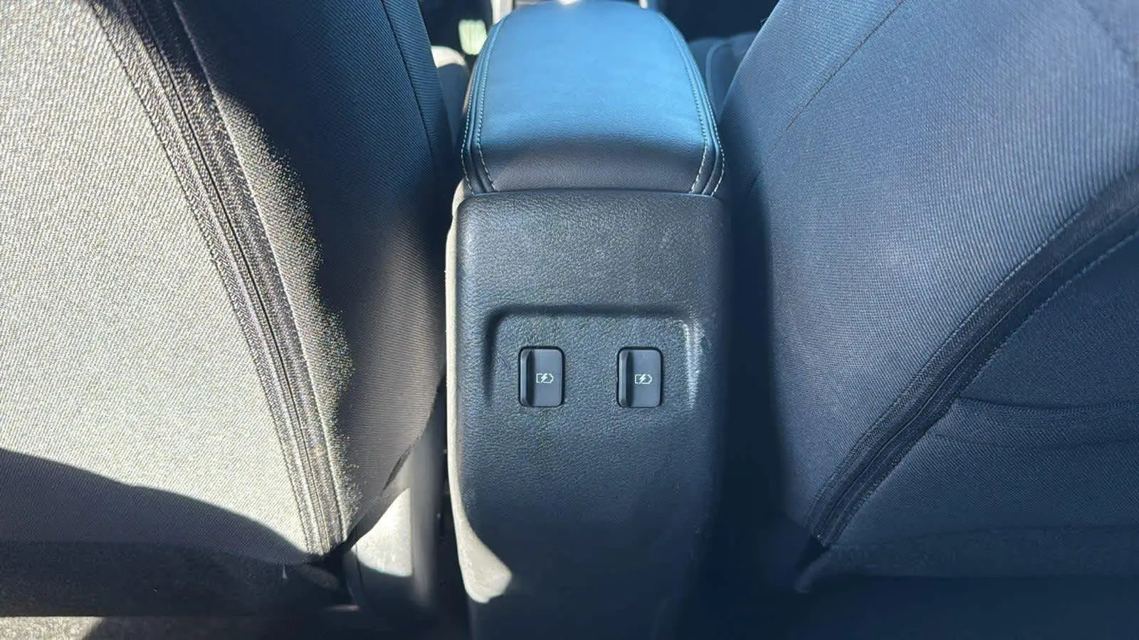 2024 Nissan Kicks SV photo 20