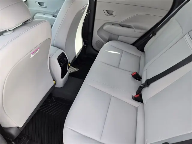 2026 Hyundai Kona SEL photo 27