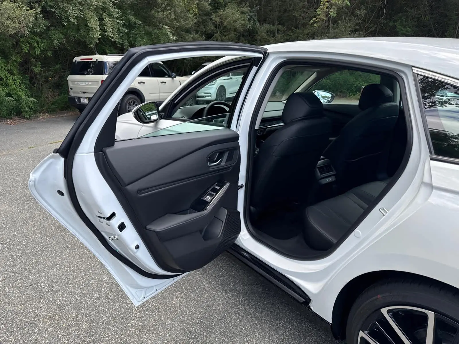 2025 Honda Accord Hybrid Touring photo 30