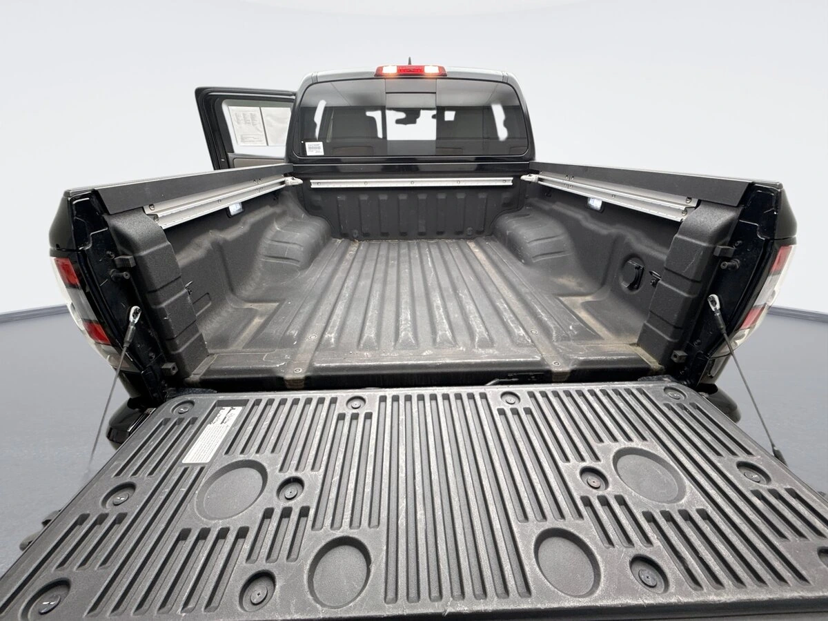 2023 Nissan Frontier SV - Photo 20