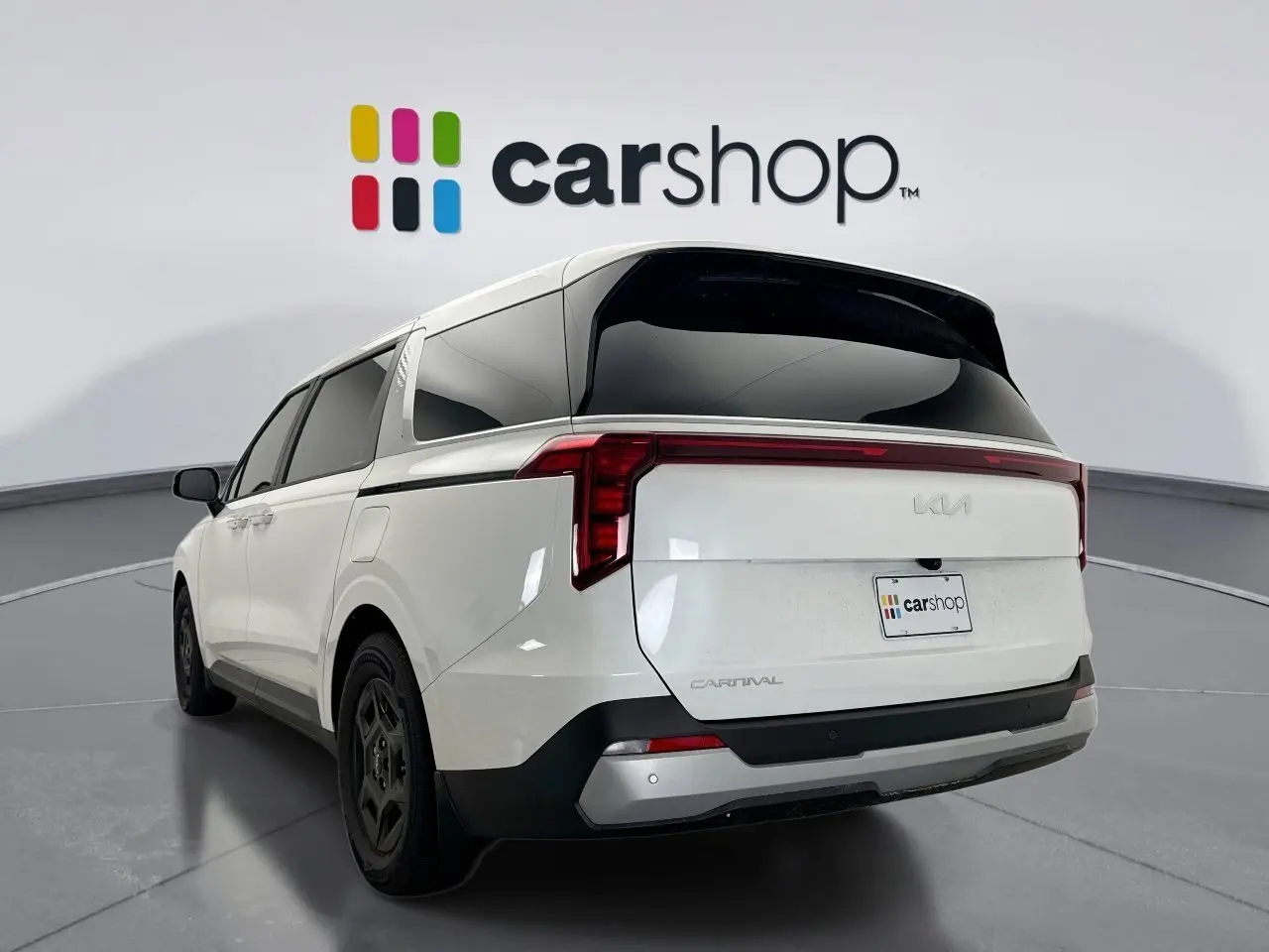 2025 Kia Carnival LXS photo 3