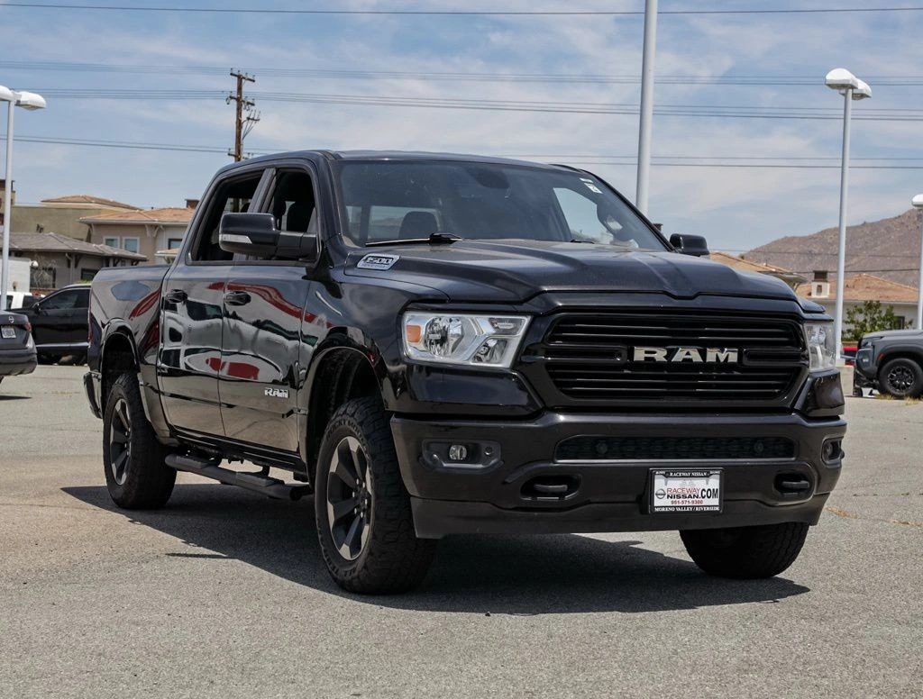 2021 RAM 1500 Big Horn/Lone Star 4x4 Crew Cab 5'7's photo