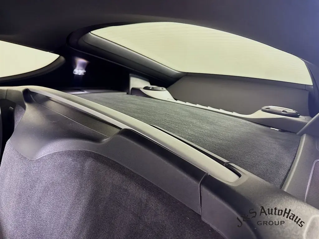 2025 Porsche Cayman S photo 25