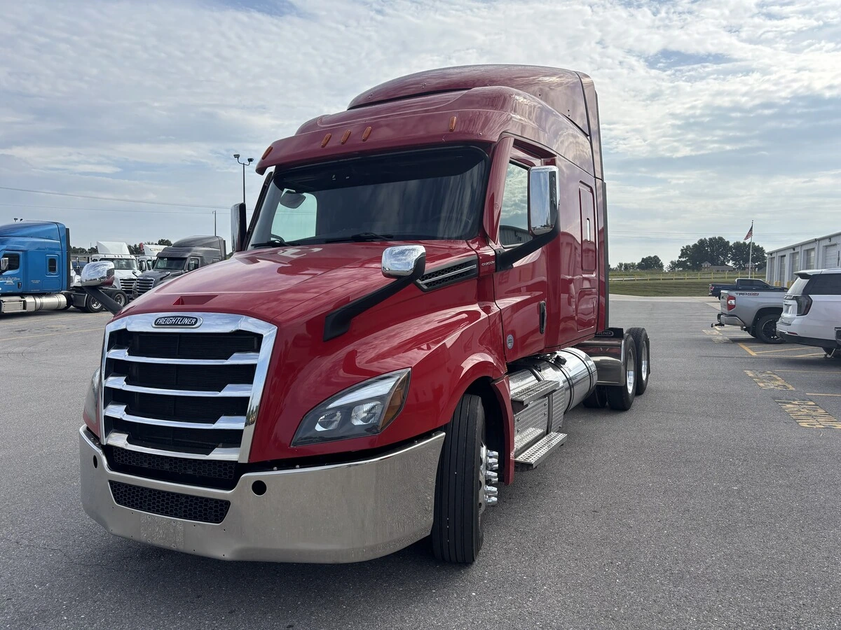 2024 Freightliner Cascadia