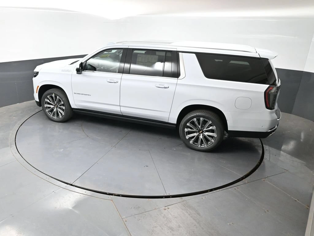 2026 Chevrolet Suburban High Country - Photo 35