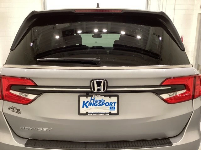 2024 Honda Odyssey EX-L - Photo 6