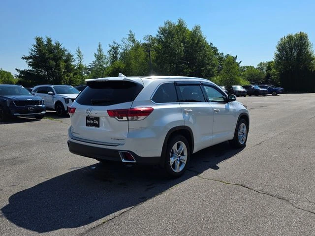 2017 Toyota Highlander Limited - Photo 8
