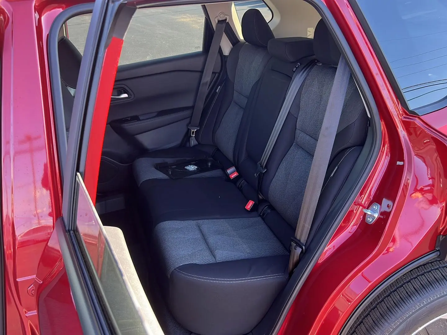 2026 Nissan Rogue SV photo 11