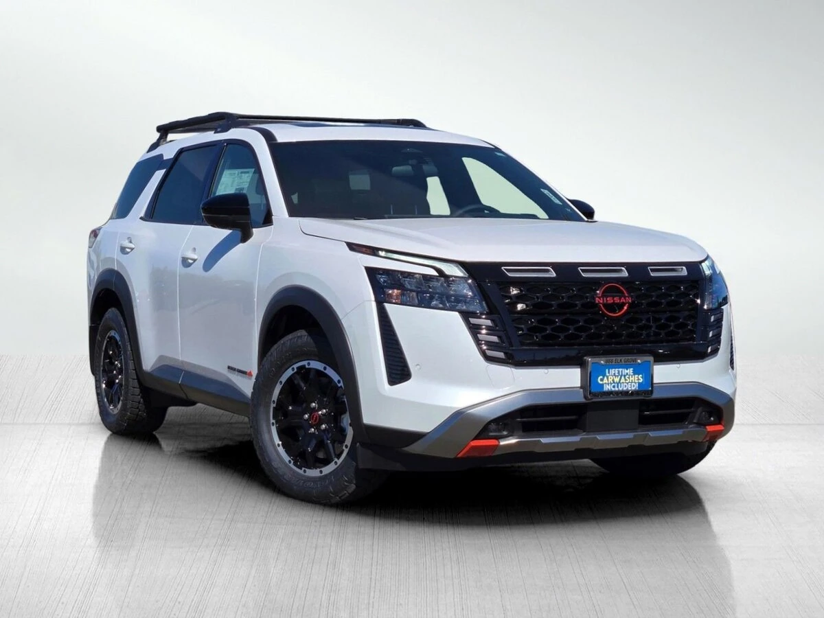 2026 Nissan Pathfinder Rock Creek 4WD's photo
