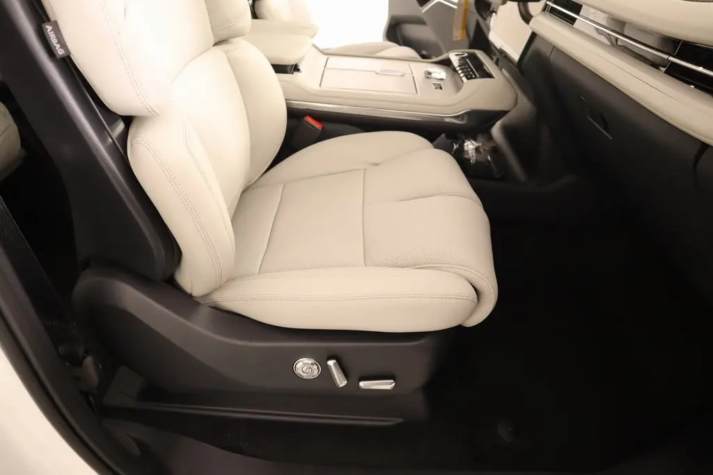 2025 Lincoln Navigator Reserve photo 12