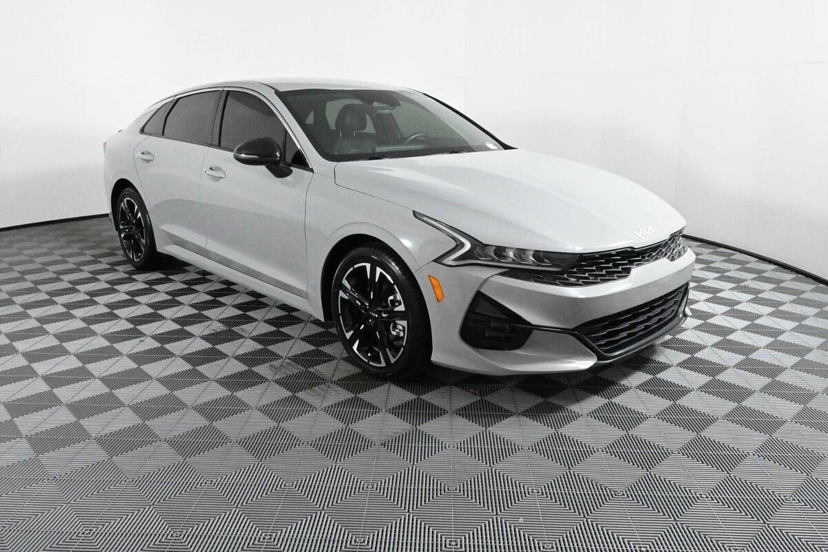 2022 Kia K5 GT-Line
