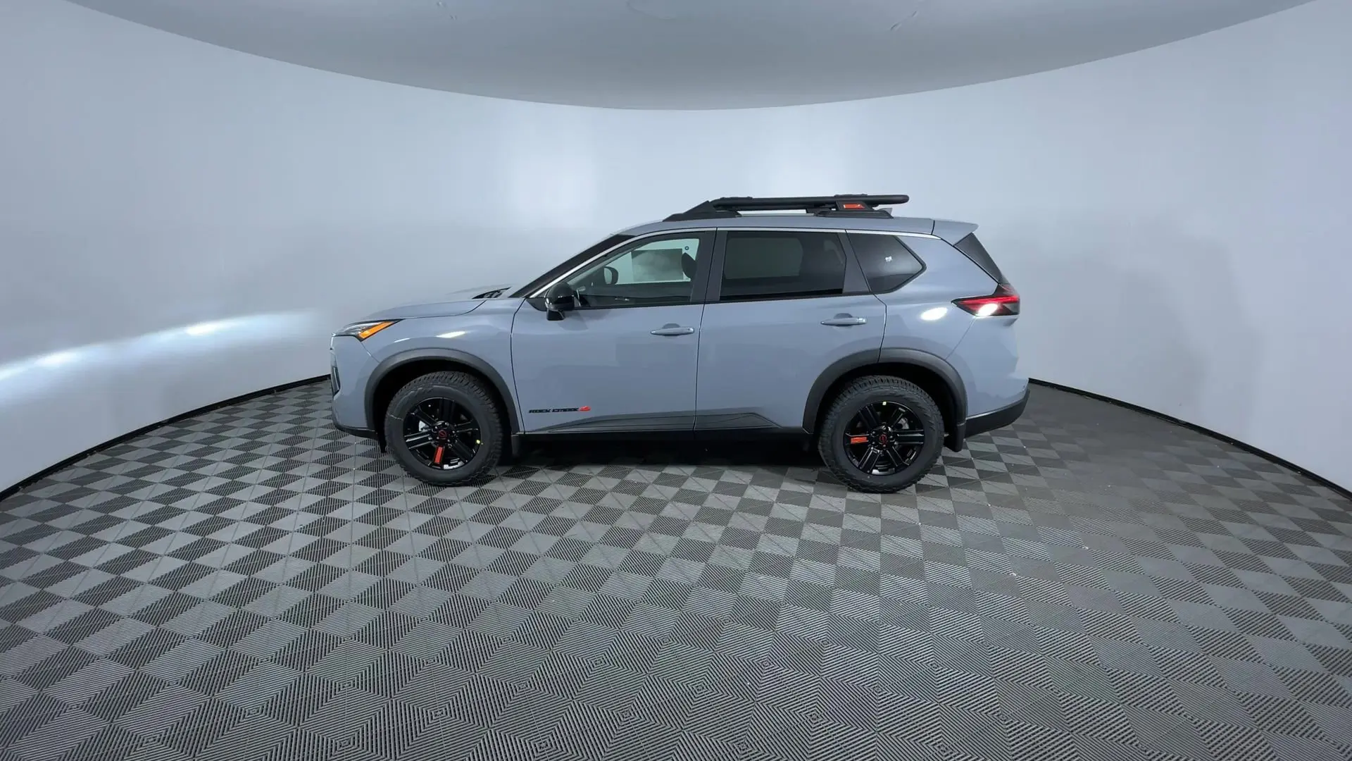 2026 Nissan Rogue SV photo 5