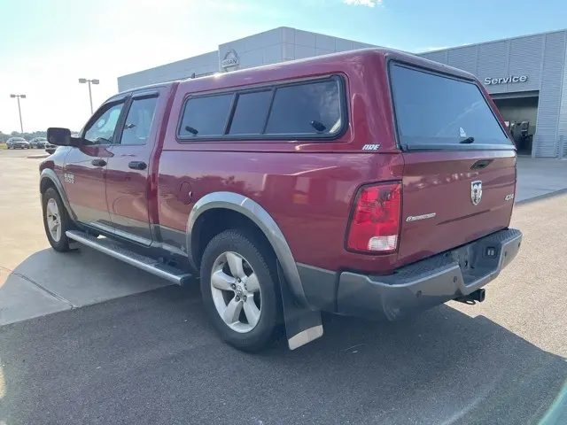 2013 Ram 1500 SLT photo 4